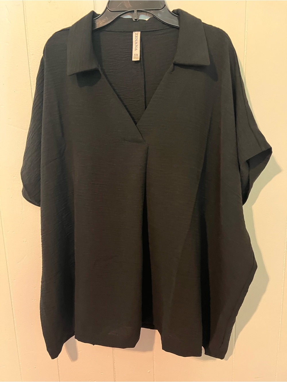 Zanana Black V-Neck Collared Short Sleeve Top
